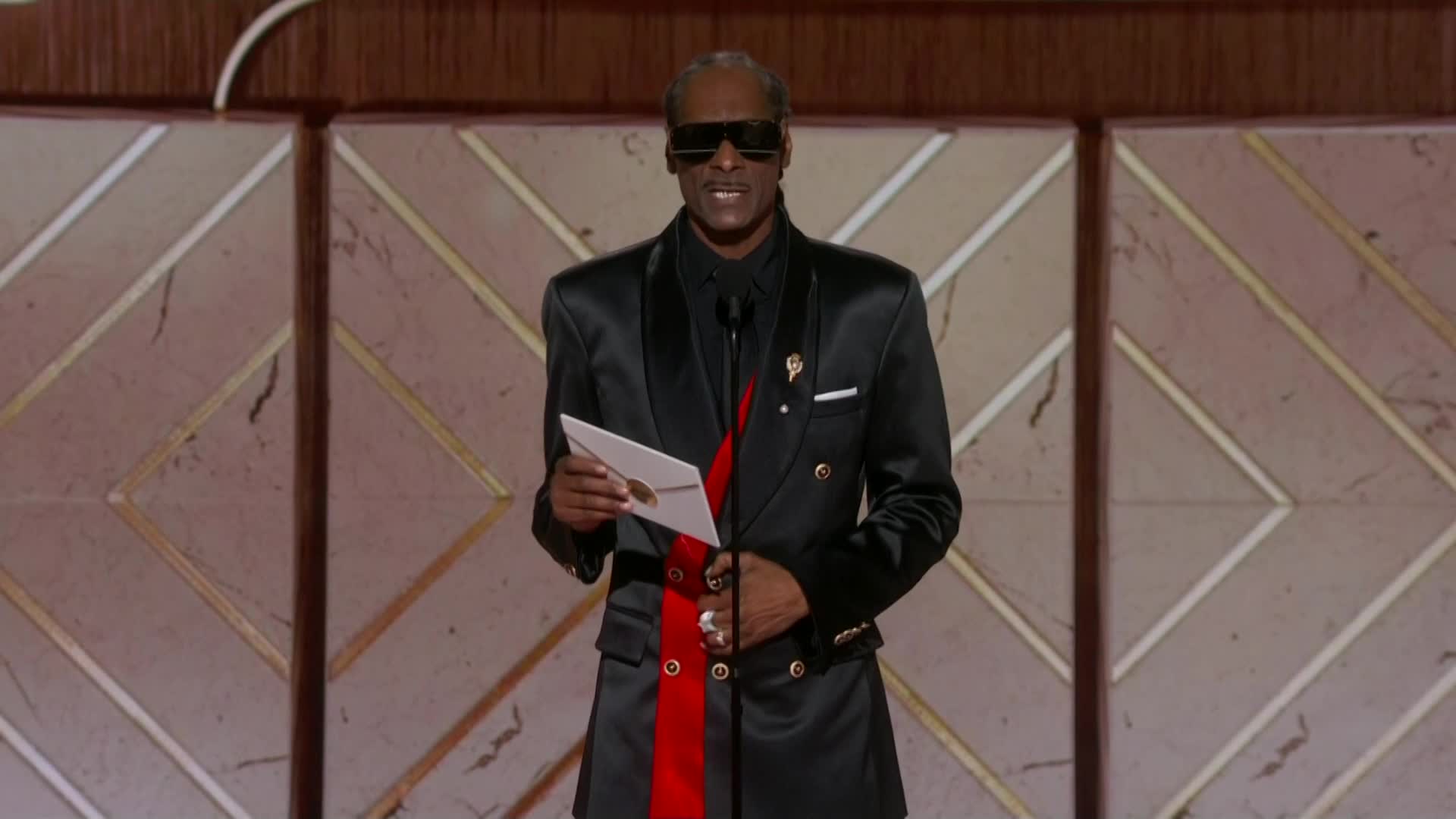 golden_globes_120126_podcast